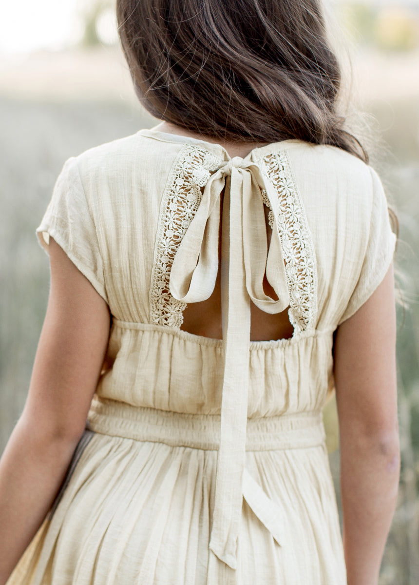 Briley Dress in Ecru