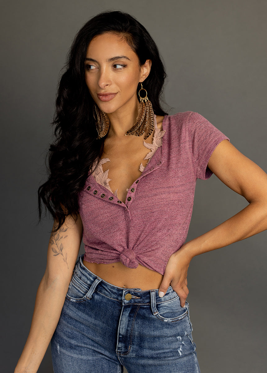 Kalama Henley in Raisin