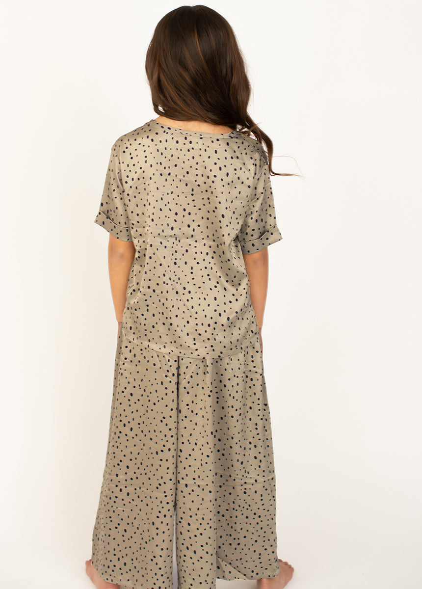 Mari Sleep Set in Taupe Dot