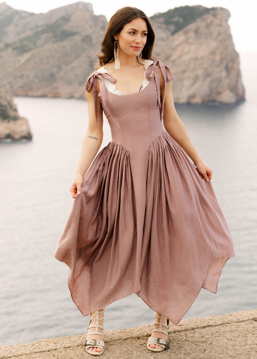 Mayreli Dress in Rosetan