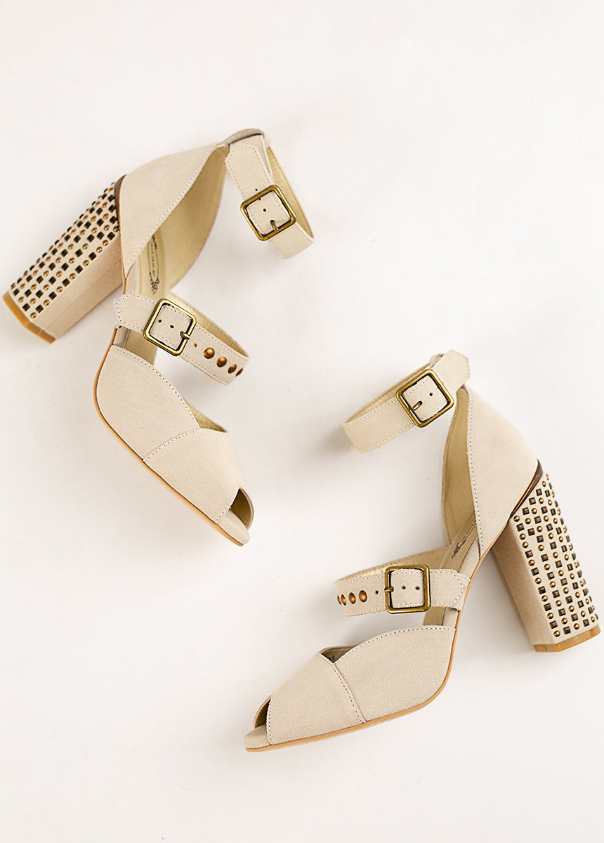 Aquaria High Heel in Ivory