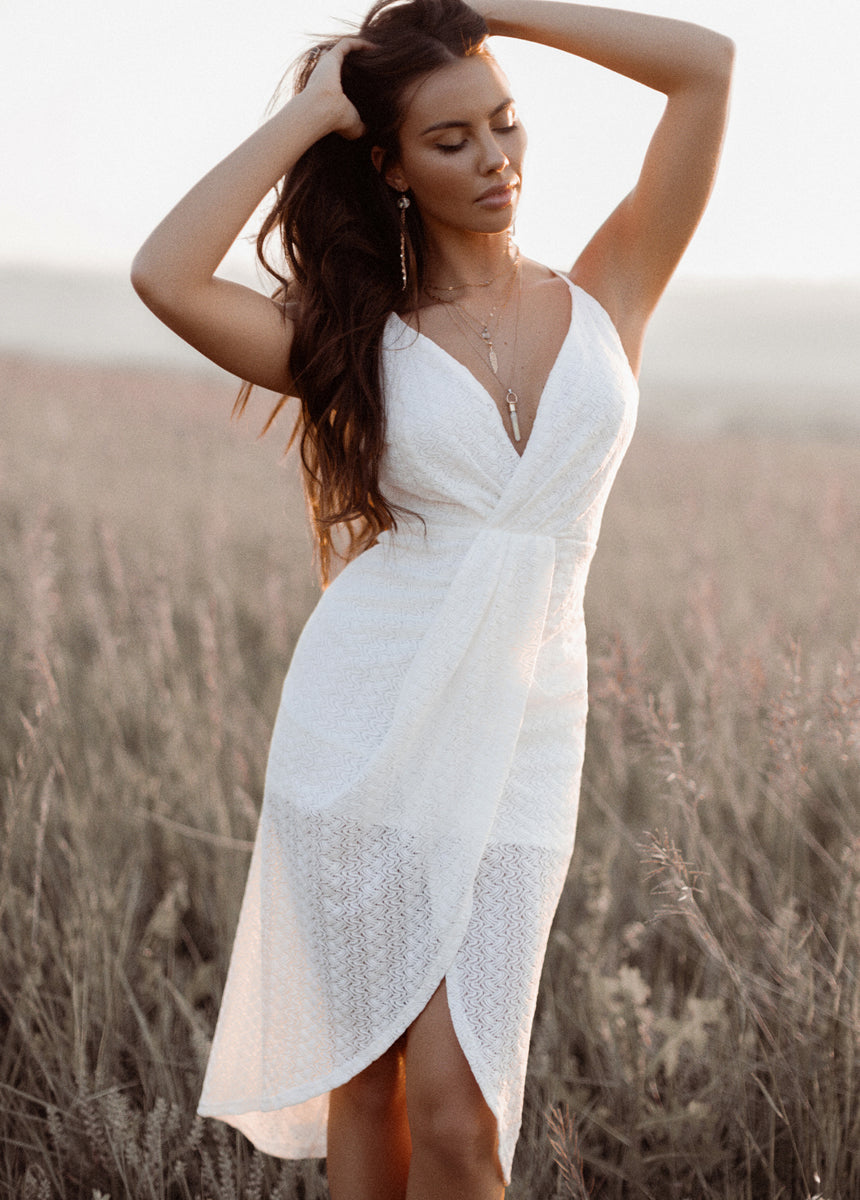 Avacette Dress in White