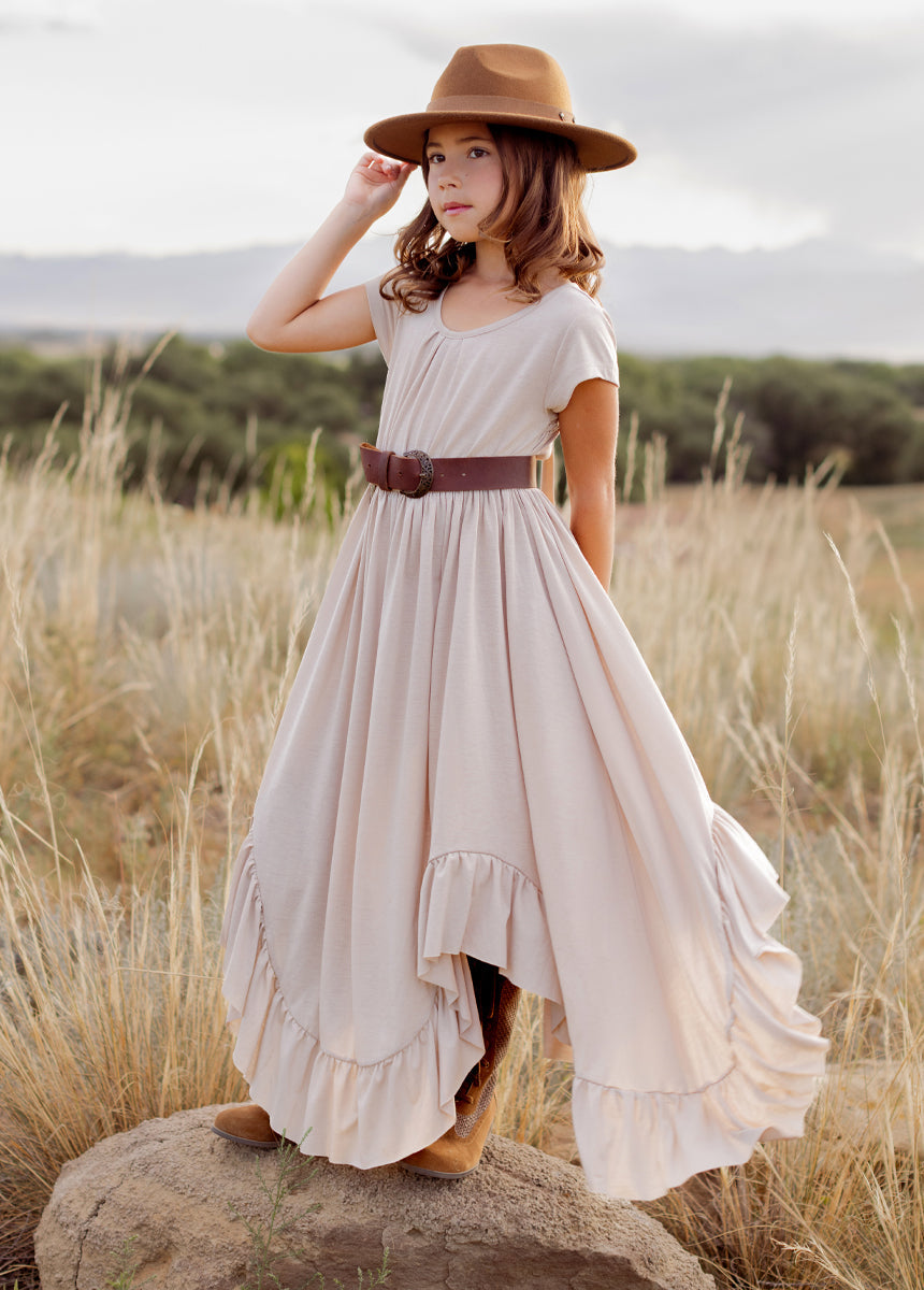 Braelyn Dress in Light Taupe