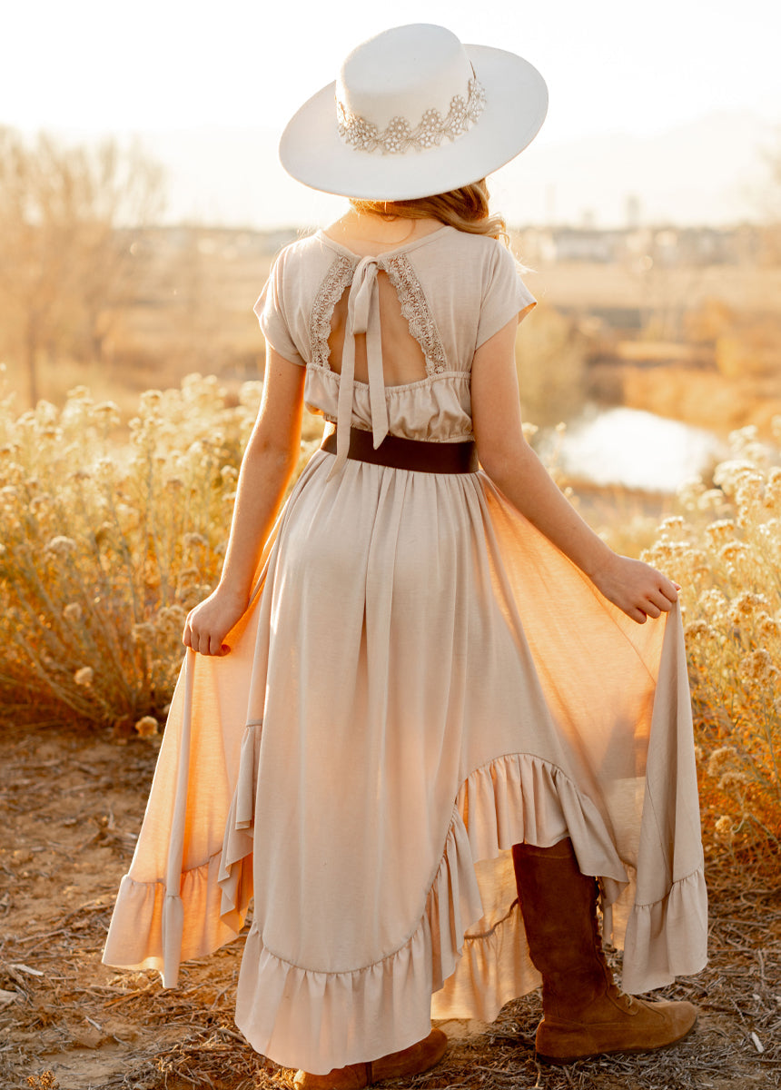 Braelyn Dress in Light Taupe