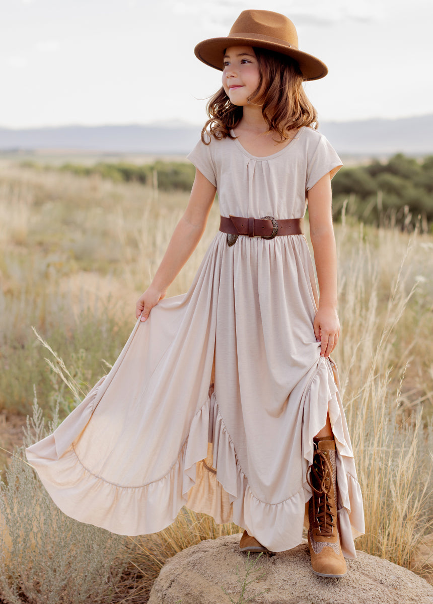 Braelyn Dress in Light Taupe