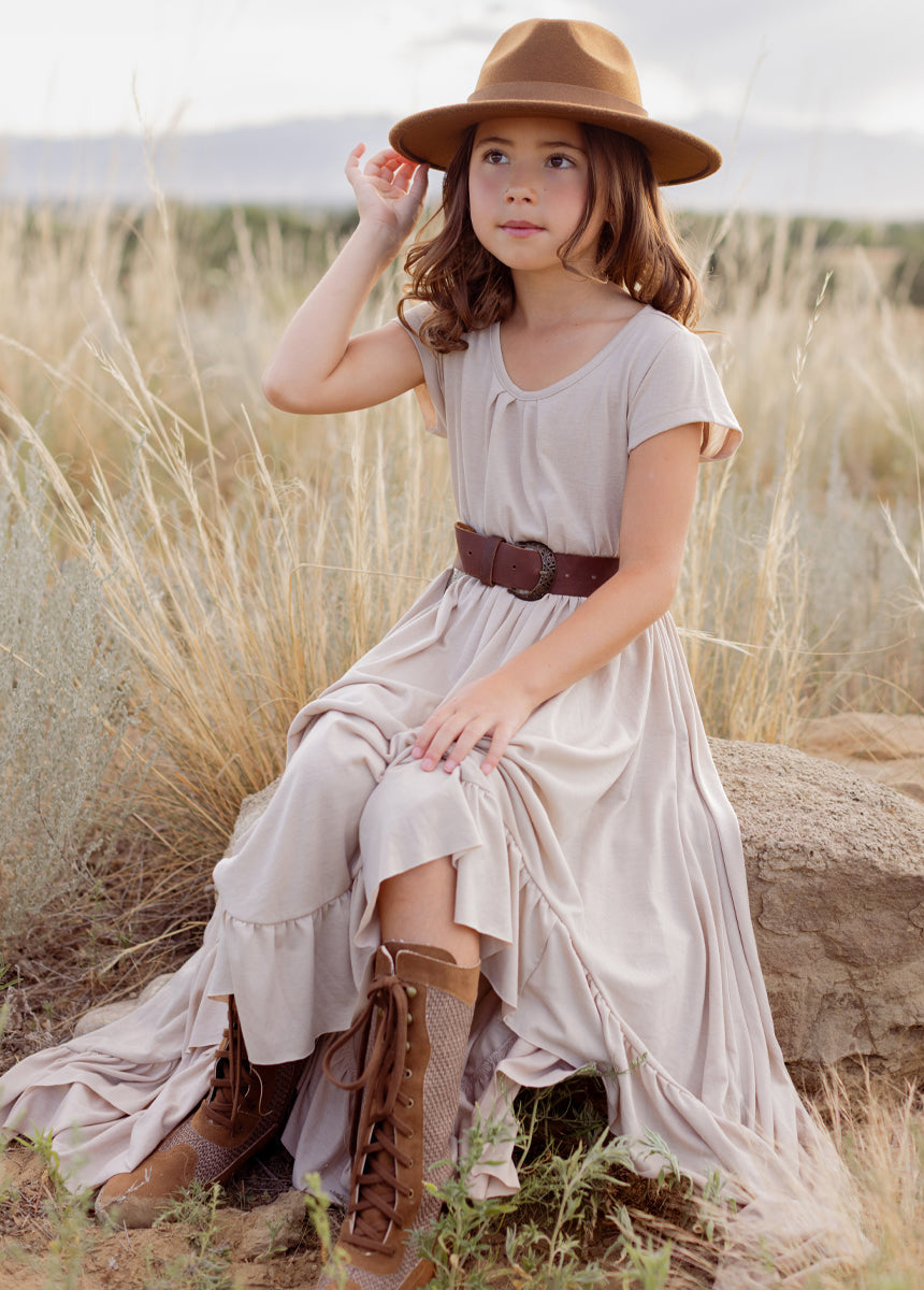 Braelyn Dress in Light Taupe