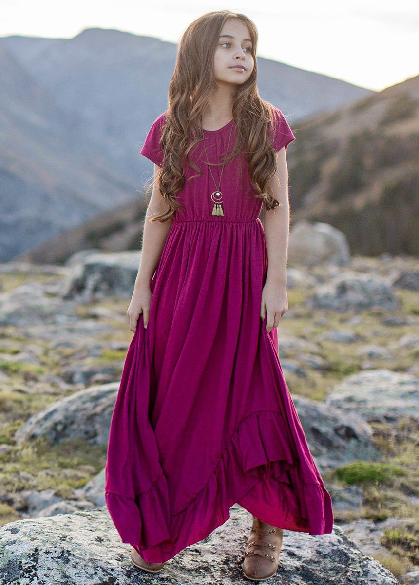 Braelyn Dress in Berry