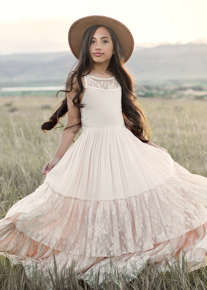 Catrin Dress in Ecru