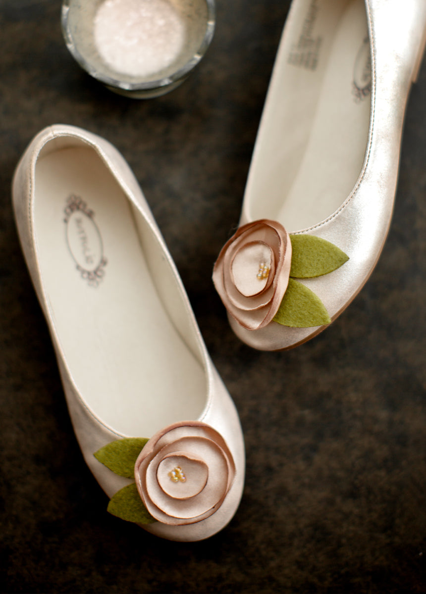 Charlotte Closed Toe in Shell