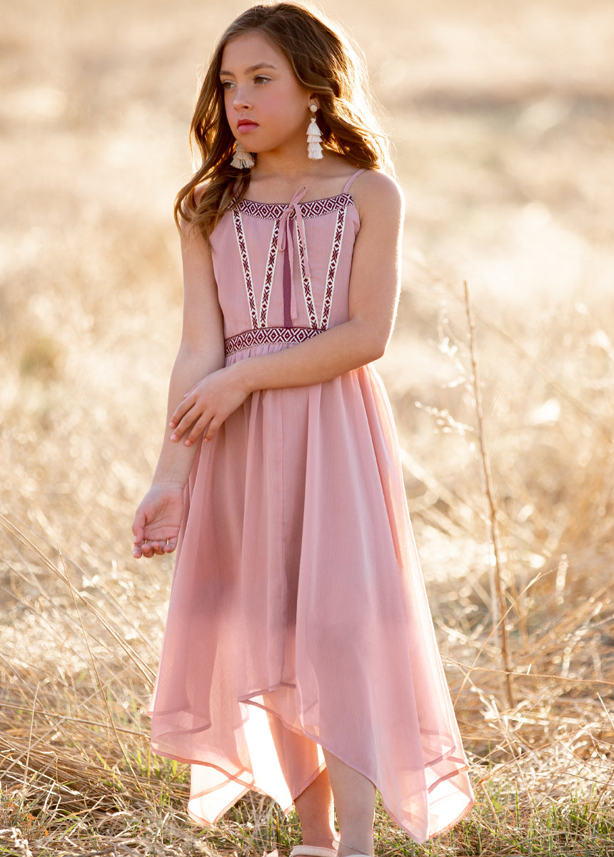 Darvina Dress in Nude Pink