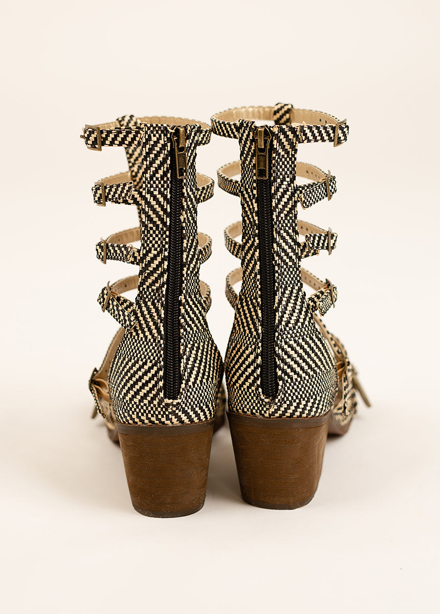 Dian Gladiator in Black