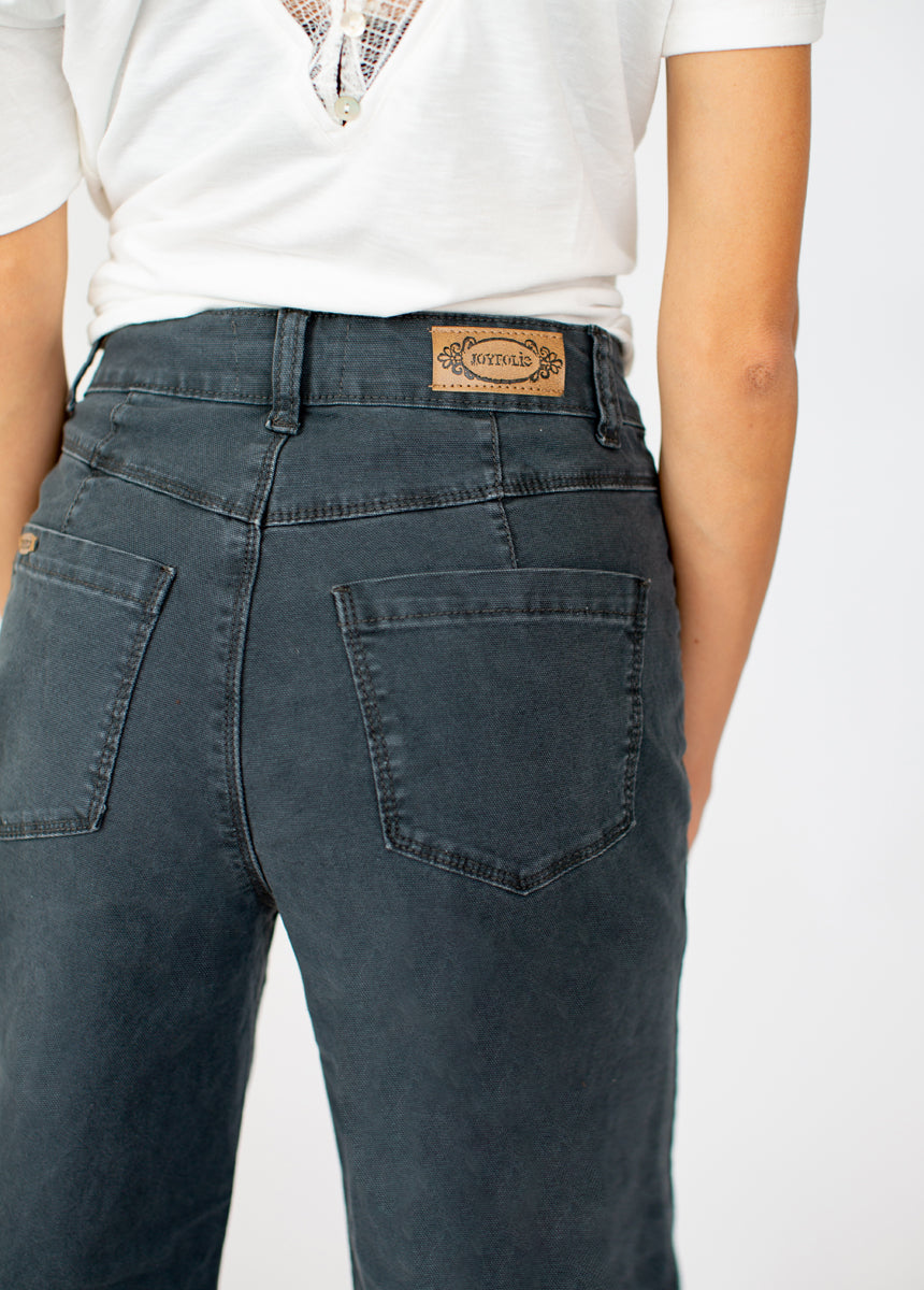 Avina Denim in Indigo