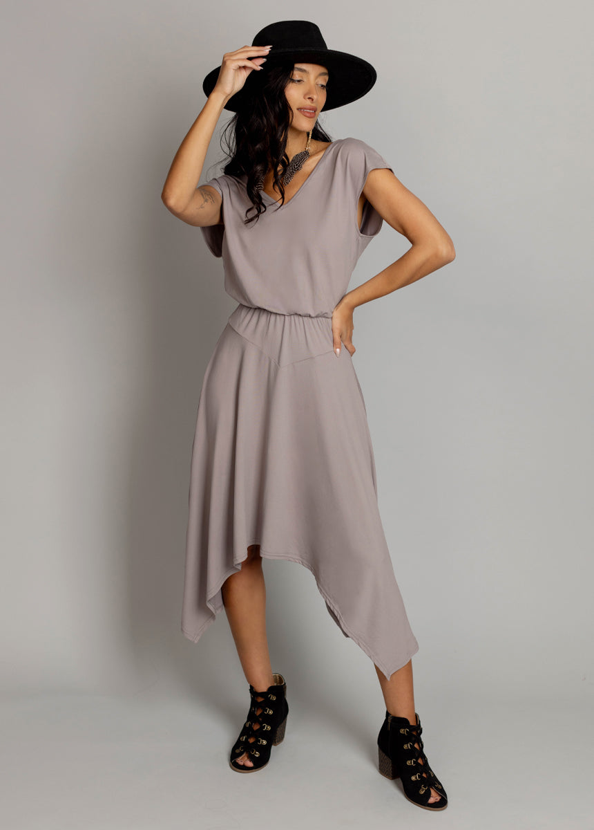 Fenly Dress in Light Taupe