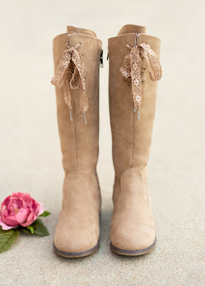 Lacey Boot in Dark Sand