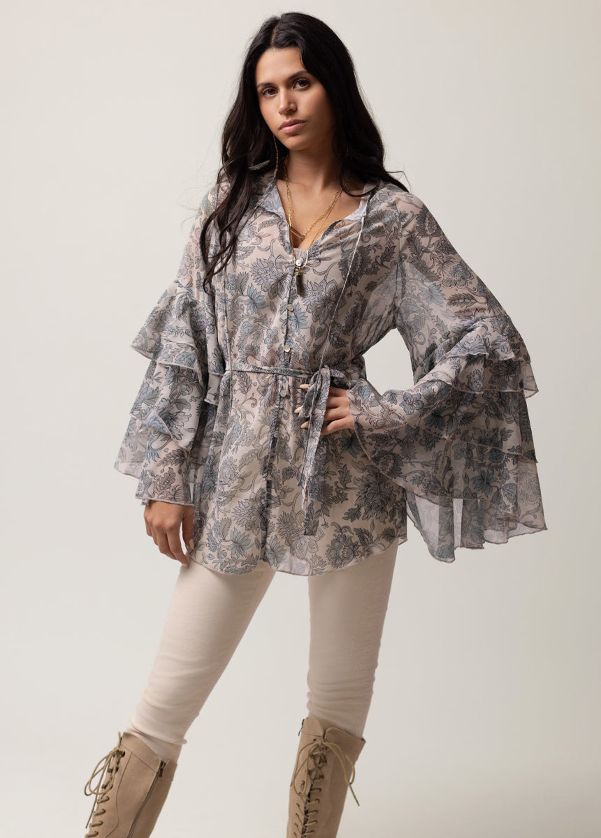 Innessa Top in Whisper Blue Floral