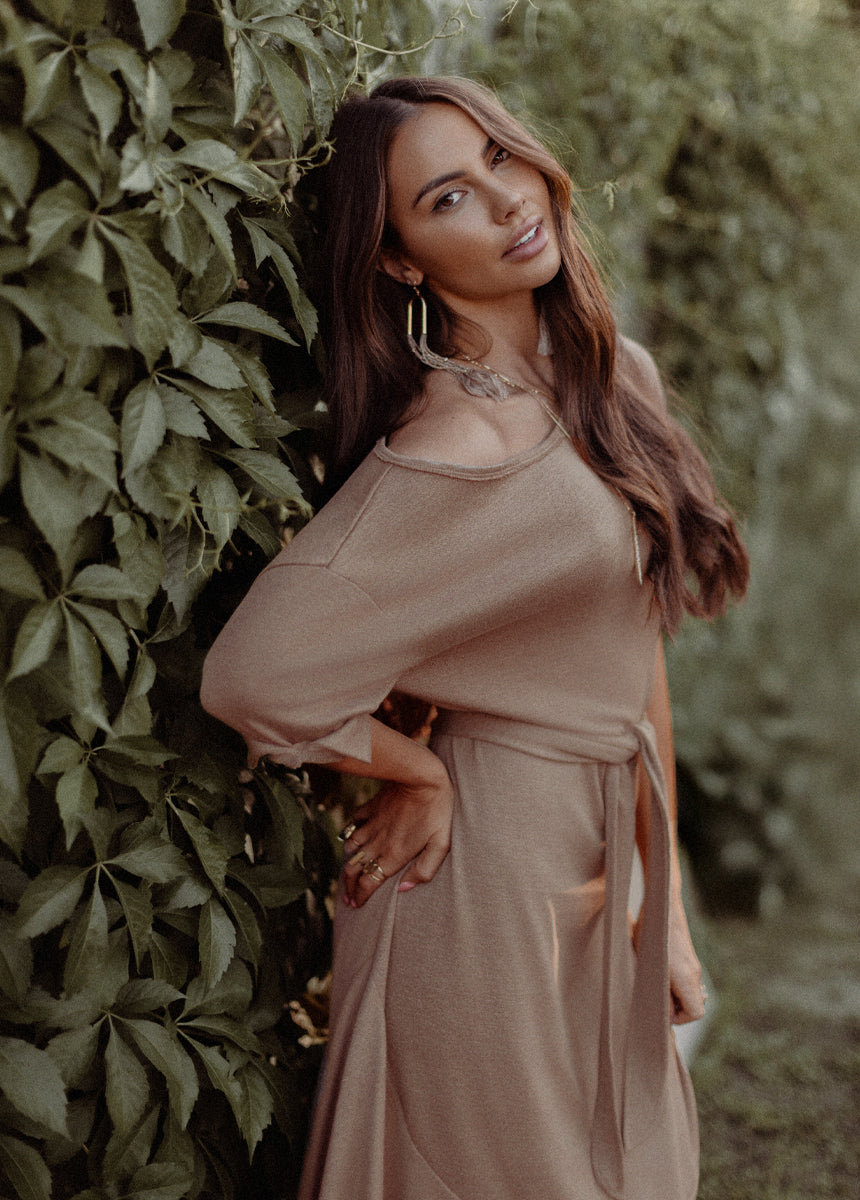 Kayliyah Dress in Doe