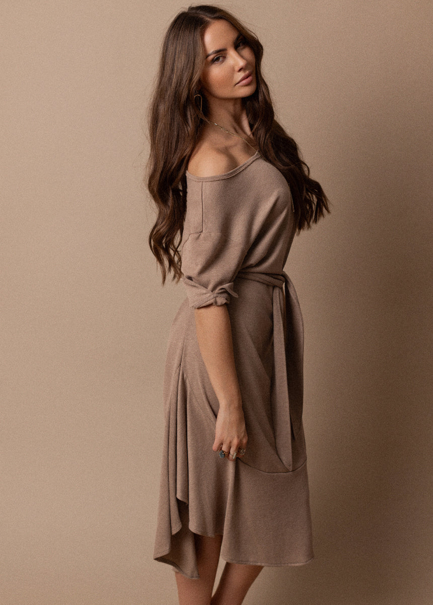 Kayliyah Dress in Doe