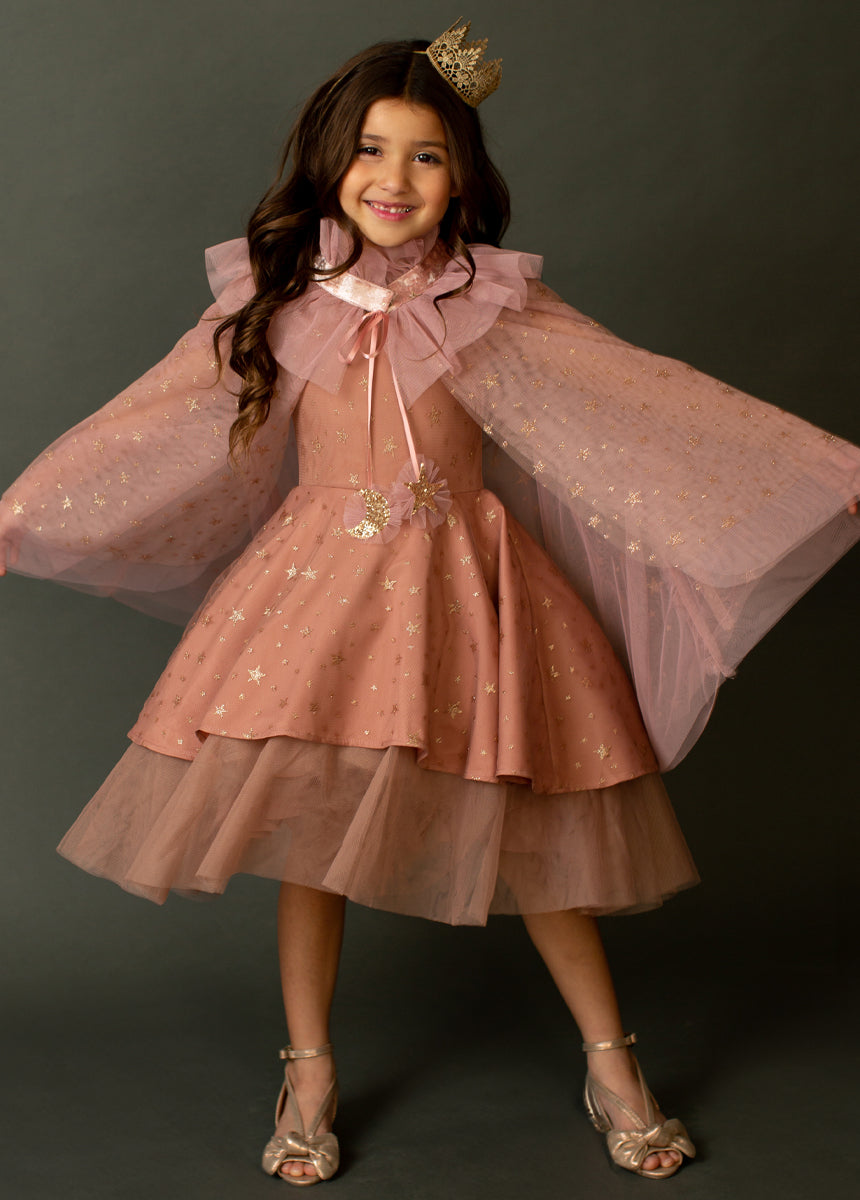 Majik Cape & Crown in Ashe Rose Star