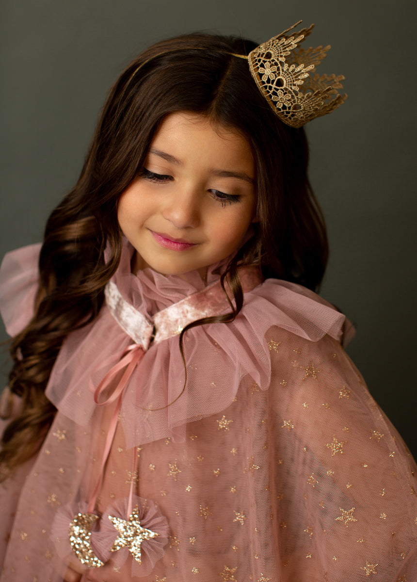 Majik Cape & Crown in Ashe Rose Star