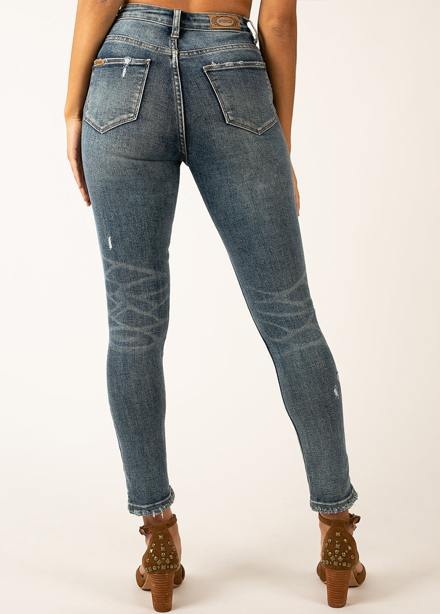 Nilou Denim in Indigo