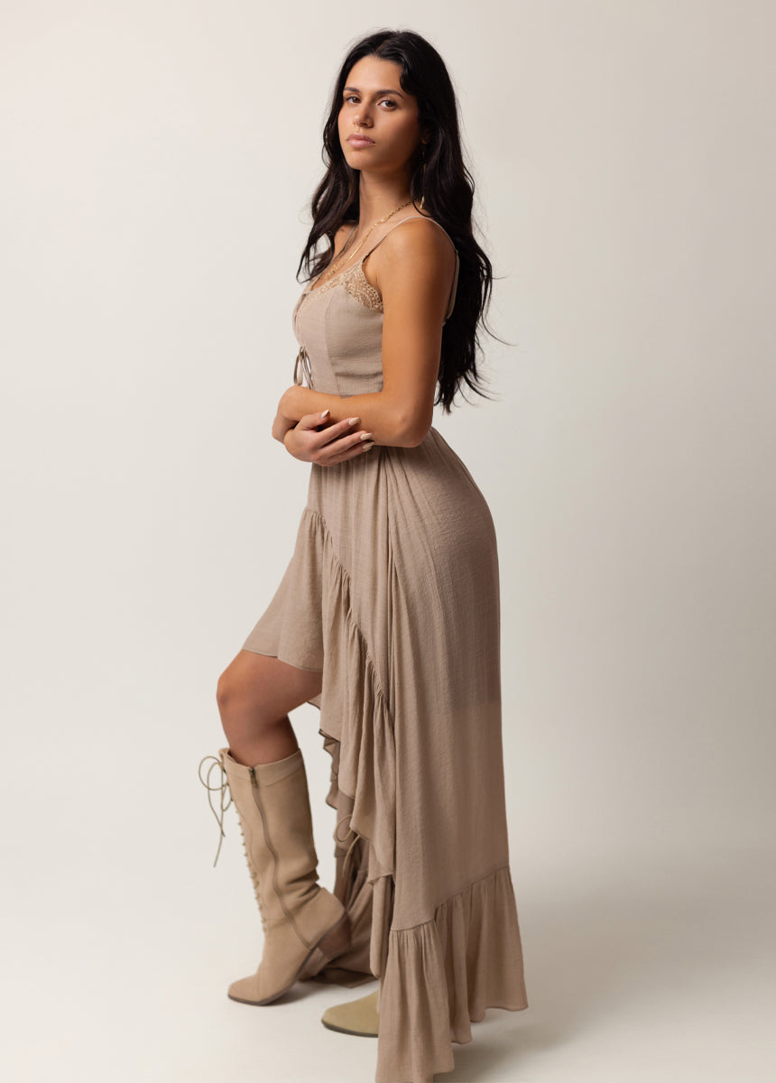 Nefeli Dress in Almond