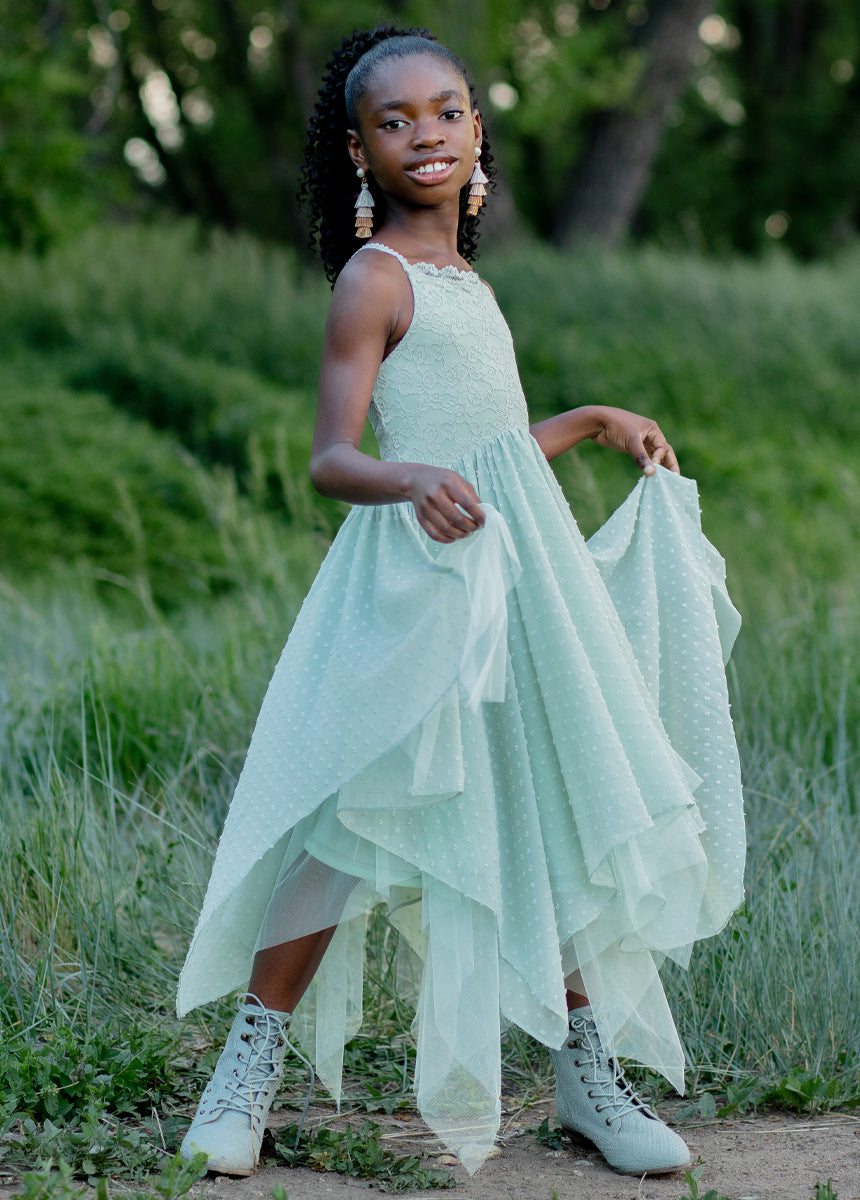 Oliviah Dress in Sweet Pea