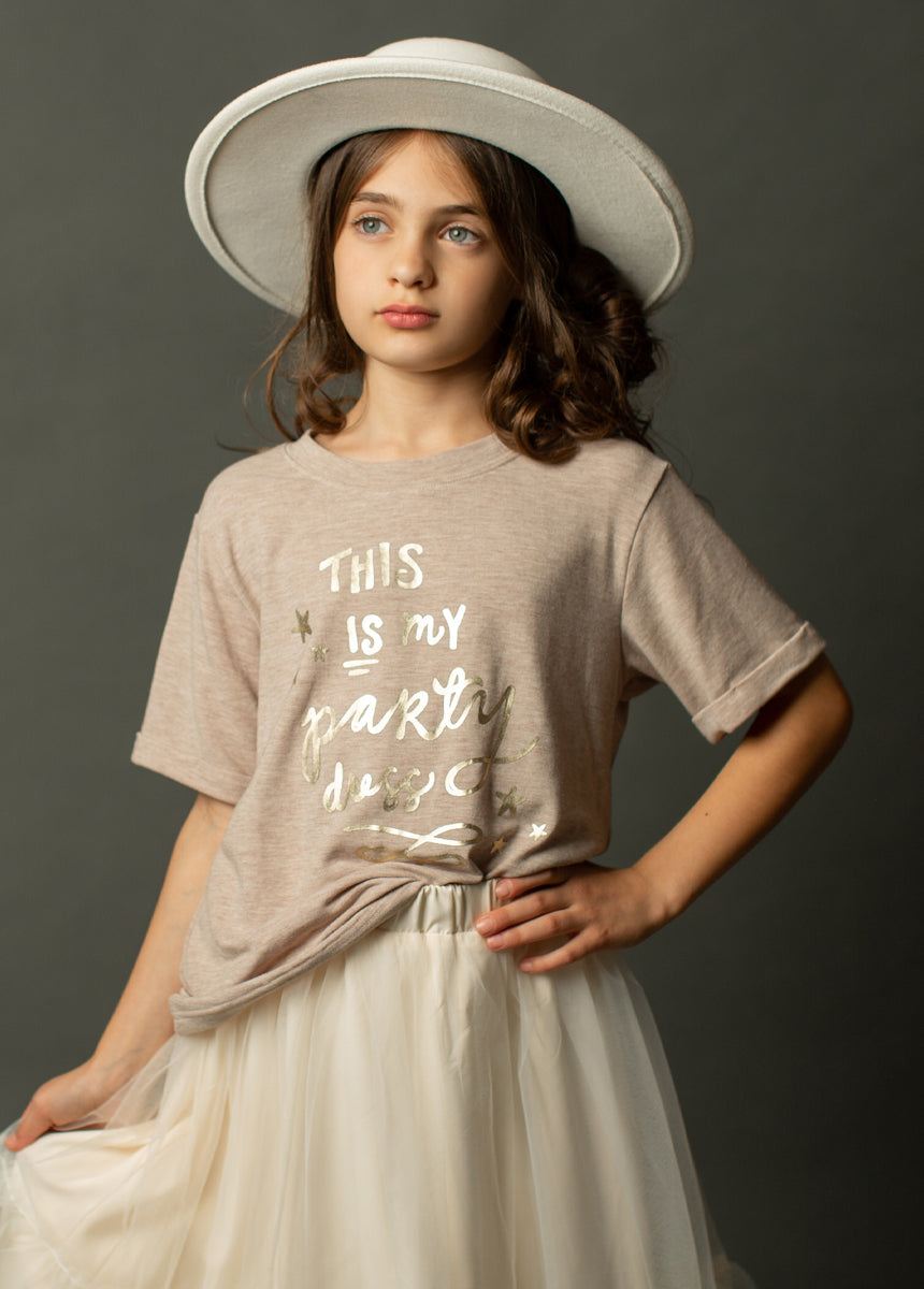 Party Dress Tee in Heather Oat