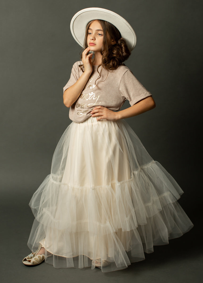 Party Dress Tee in Heather Oat