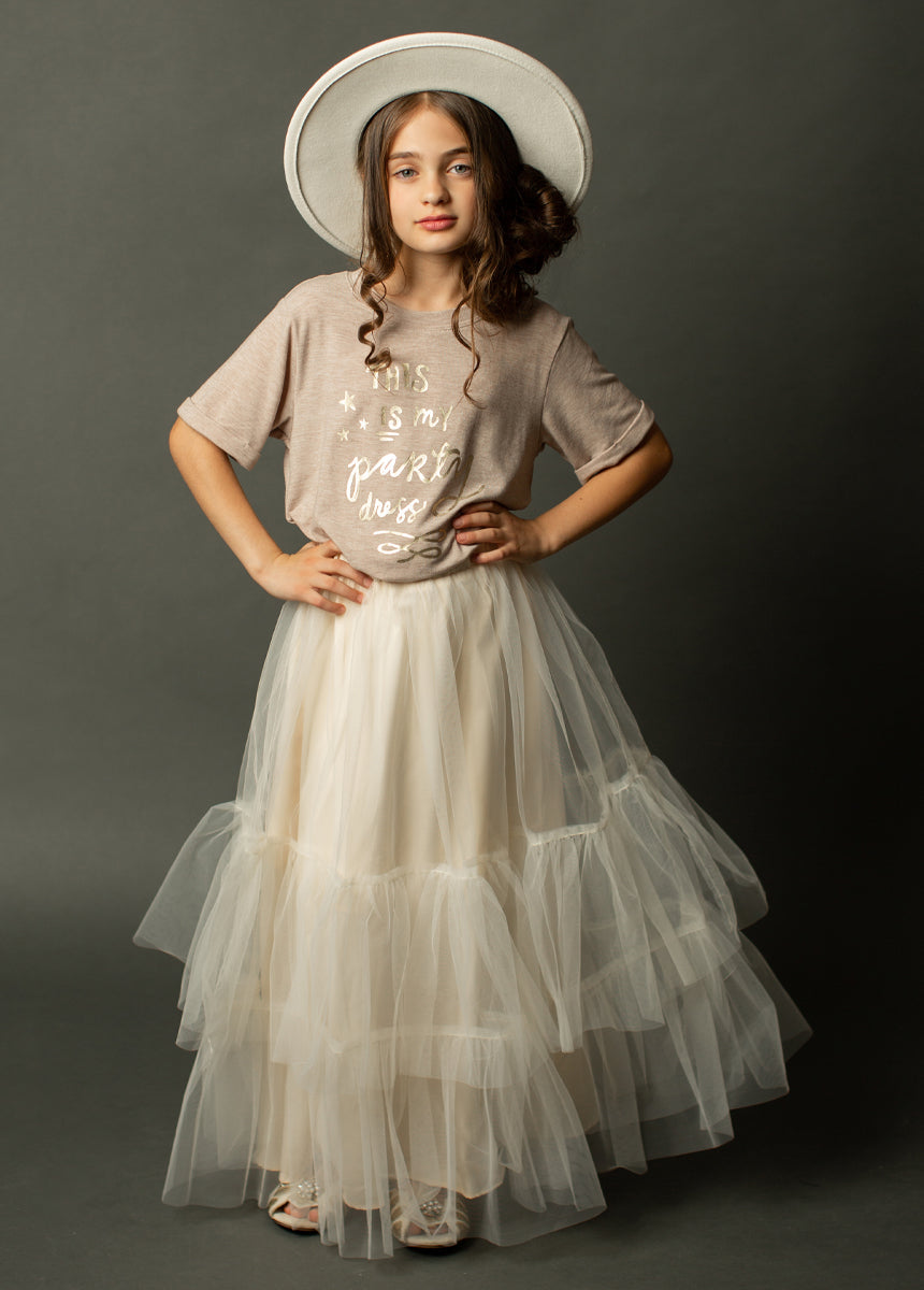 Party Dress Tee in Heather Oat