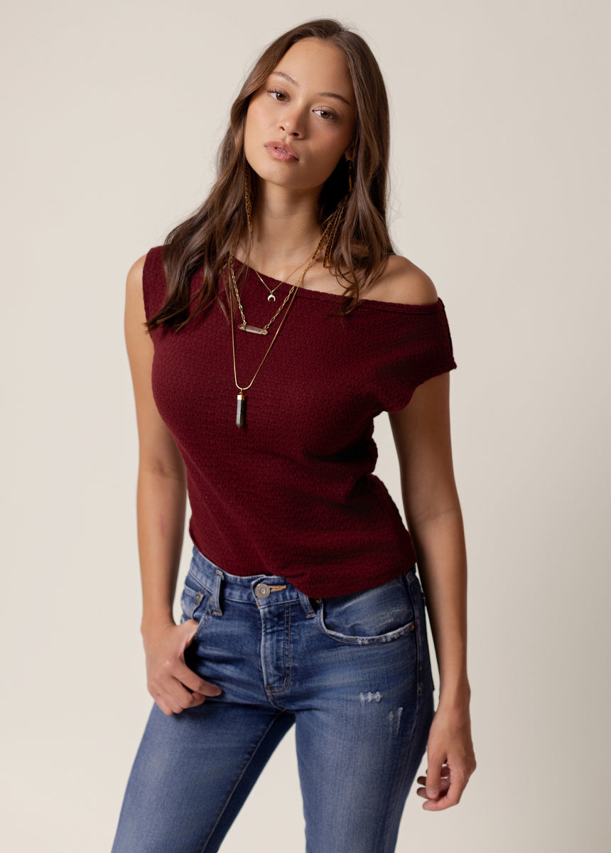 Rayla Top in Burgundy