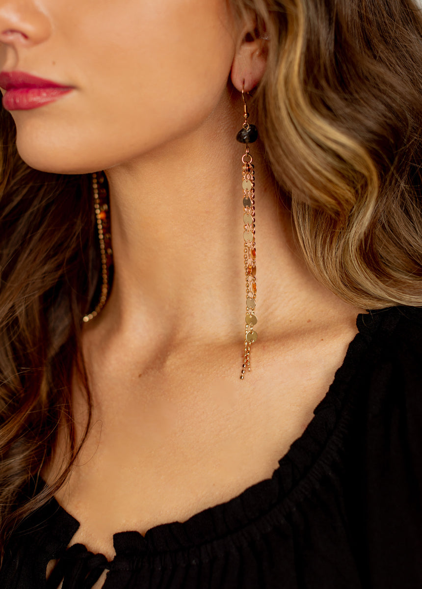 Sagitta Earrings in Stone