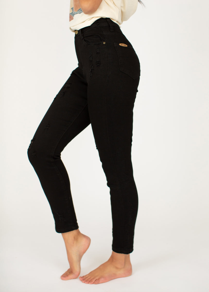 Nilou Denim in Black